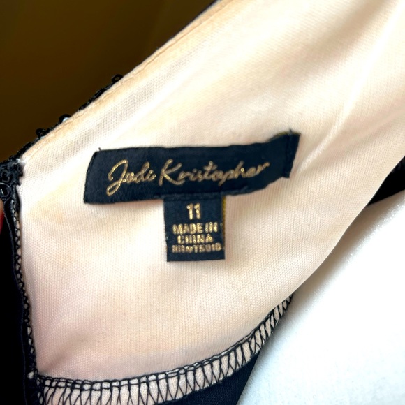 Jodi Kristopher Black & Nude Short Formal with high-low skirt Size 11 - Picture 7 of 8